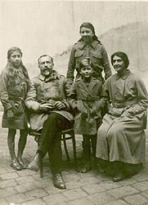 John and Lily Weston with (from left) Kathleen,  Anna and Max (date uncertain) 